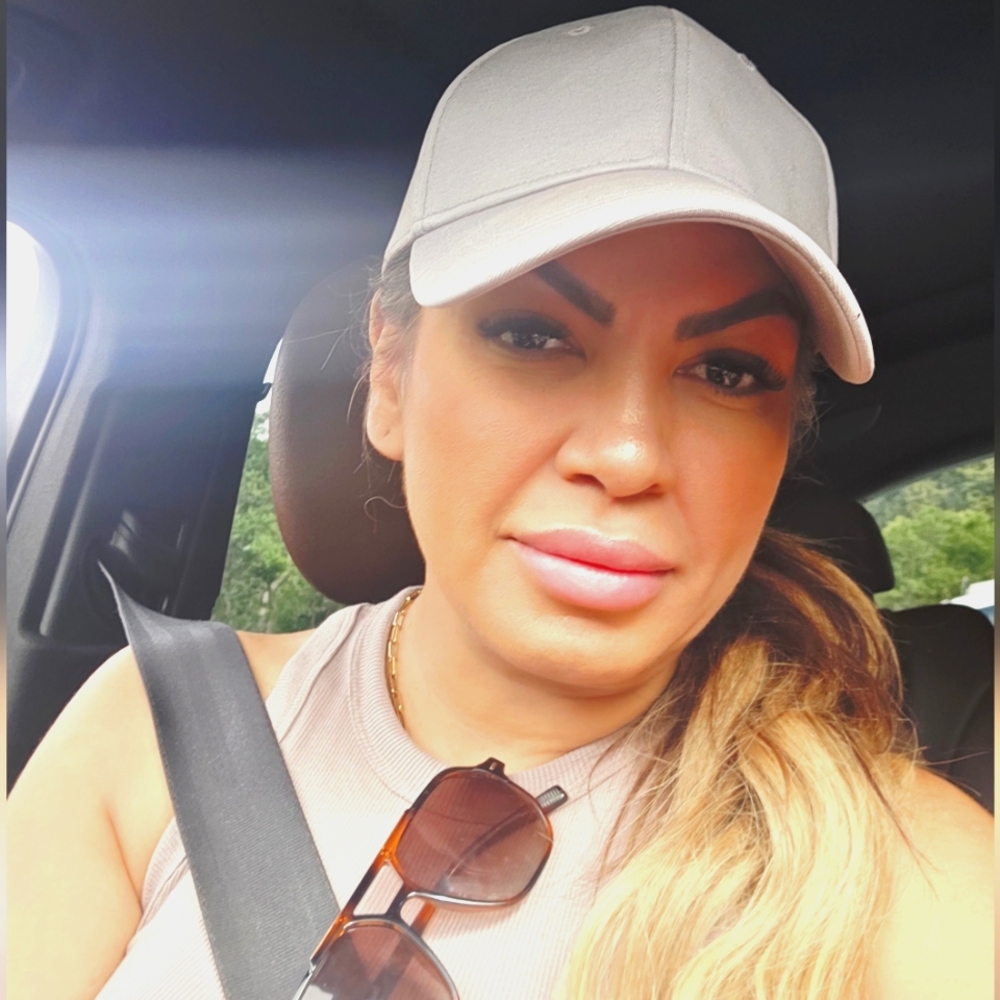 Meet your Posher, Toni